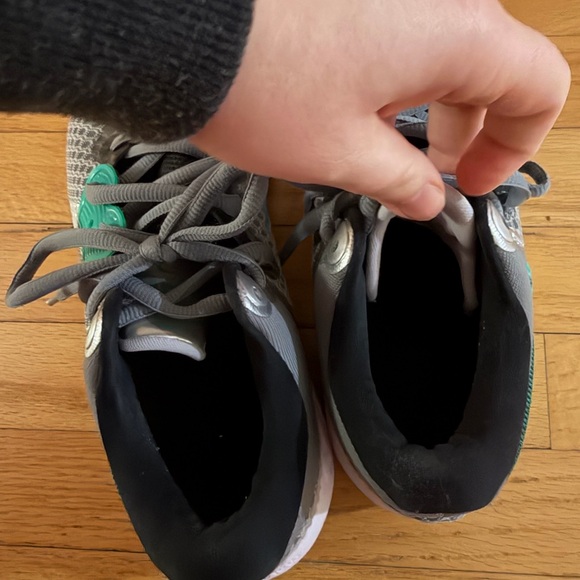 Nike Renew Elevate II “Cool Gray” 9.5 EUC - Picture 4 of 6